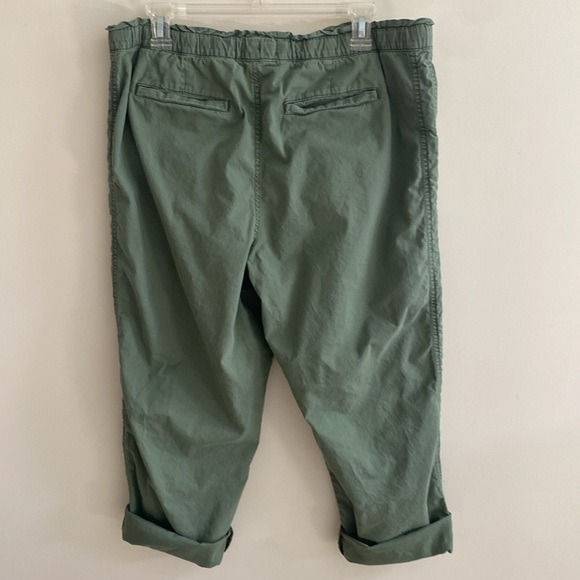 Sonoma Elastic Waist Pull On Capri Size Large - Picture 2 of 3